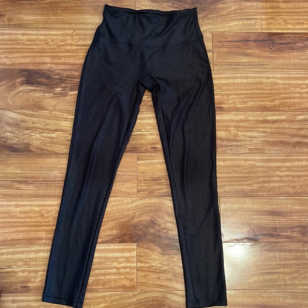 Shinestar faux leather women’s leggings